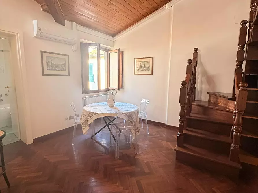 Immagine 3 di Appartamento in affitto  in Via Camillo Cavour a Firenze