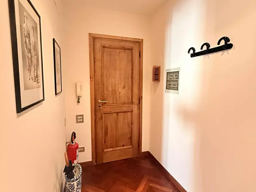 Immagine 2 di Appartamento in affitto  in Via Camillo Cavour a Firenze