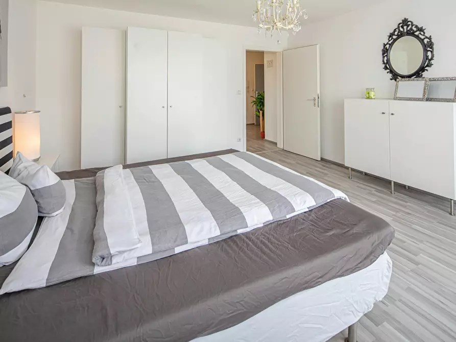 Immagine 10 di Appartamento in affitto  in Asperger Straße a Stuttgart Stammheim