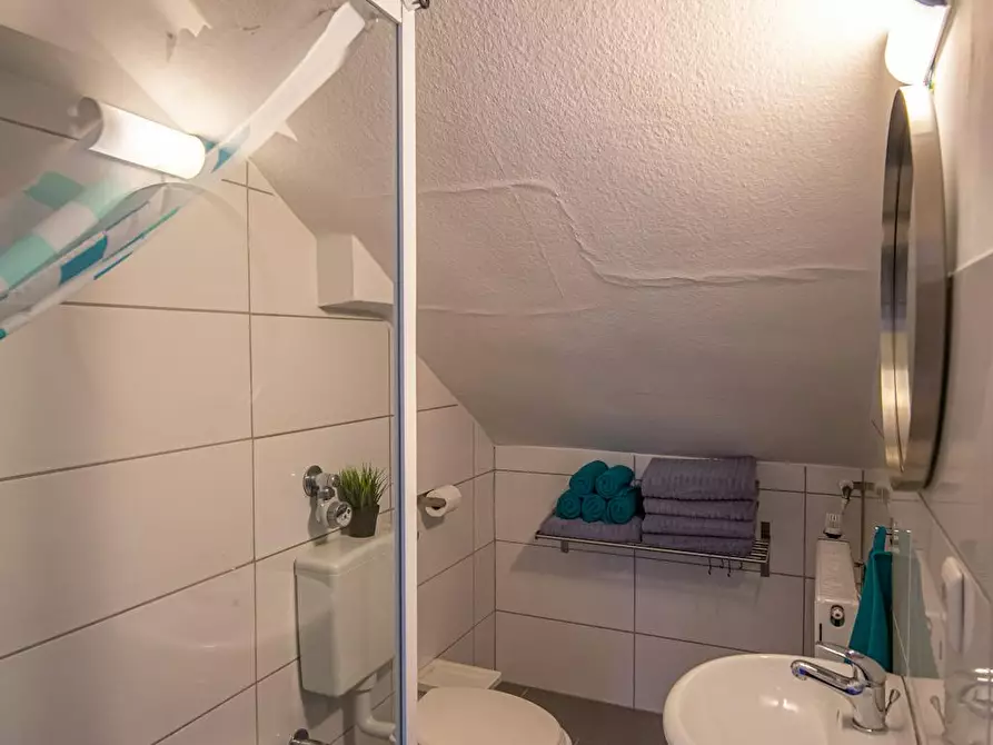 Immagine 6 di Appartamento in affitto  in Asperger Straße a Stuttgart Stammheim