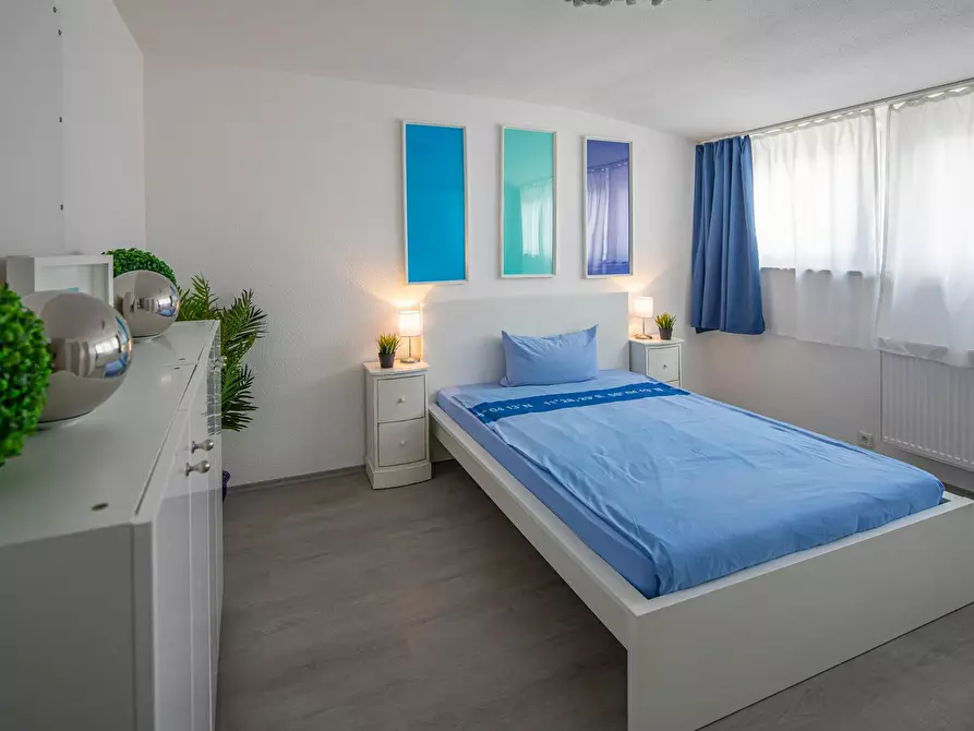 Immagine 9 di Appartamento in affitto  in Asperger Straße a Stuttgart Stammheim