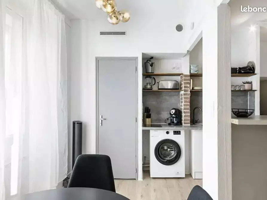 Immagine 8 di Appartamento in affitto  in Chaussée de la Madeleine a Nantes