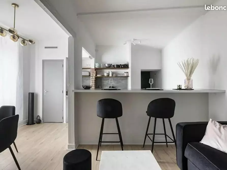 Immagine 5 di Appartamento in affitto  in Chaussée de la Madeleine a Nantes
