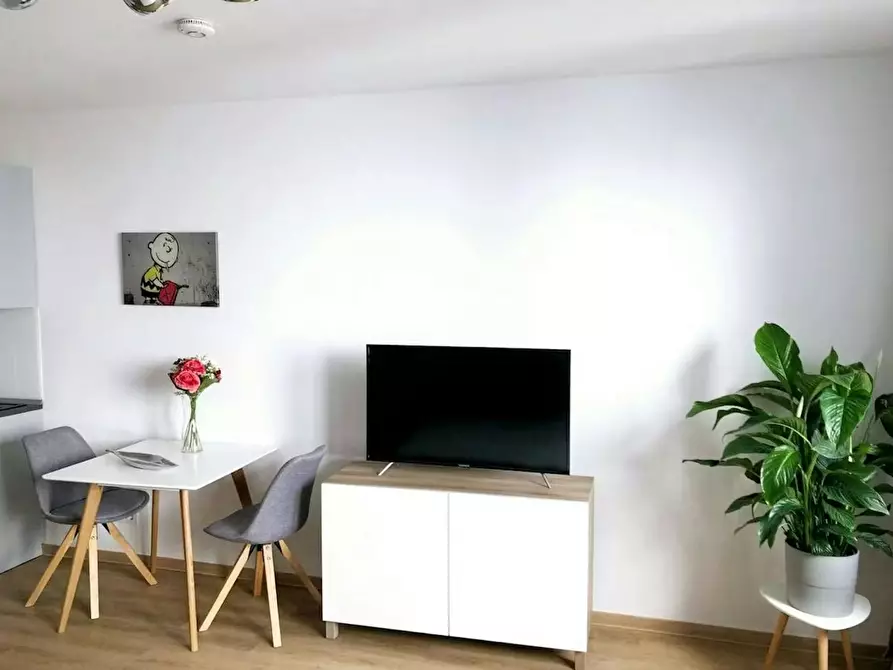 Immagine 5 di Appartamento in affitto  in Hansaring a Köln