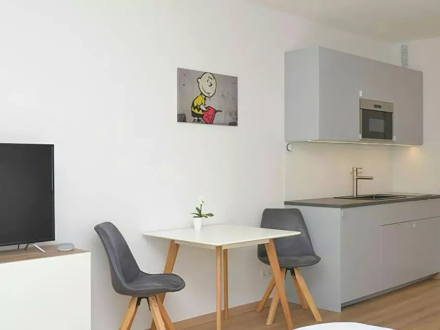 Immagine 8 di Appartamento in affitto  in Hansaring a Köln