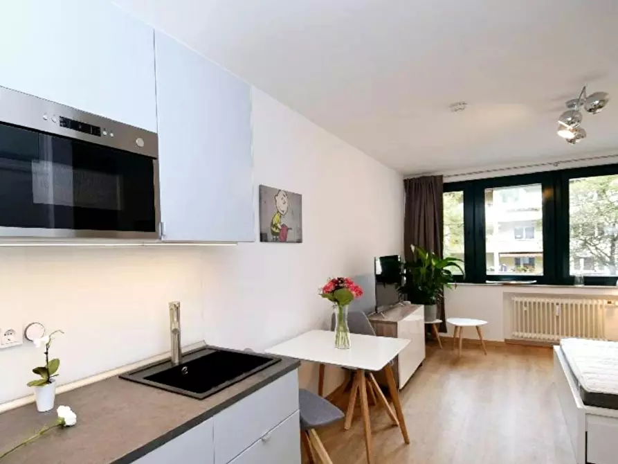 Immagine 2 di Appartamento in affitto  in Hansaring a Köln