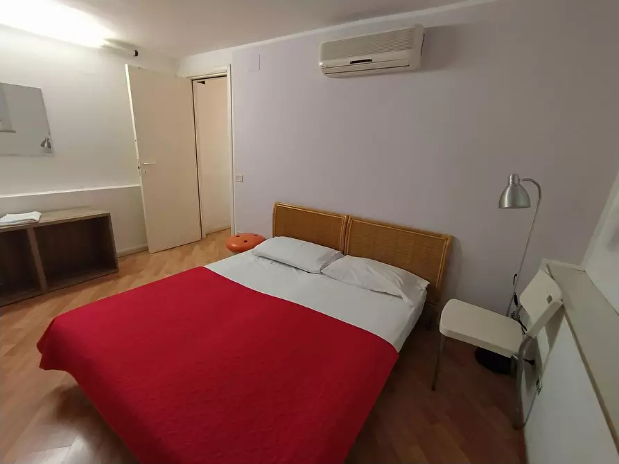 Immagine 7 di Appartamento in affitto  in Via Paolo Maria Martinez a Roma