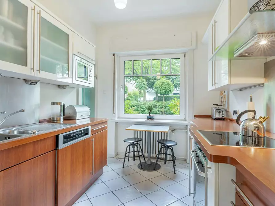 Immagine 5 di Casa indipendente in affitto  in Alte Landstraße a Hamburg Wellingsbüttel