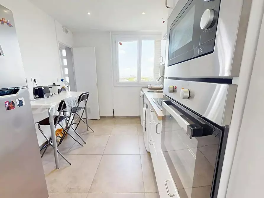 Immagine 4 di Camera in affitto  in Allée des Cèdres a Villeurbanne