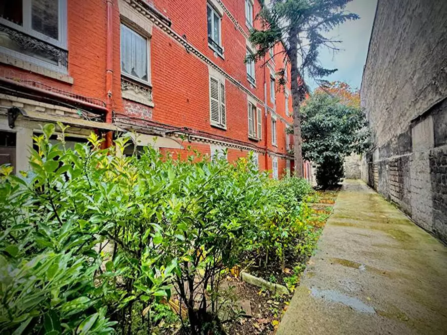Immagine 9 di Appartamento in affitto  in Rue Gaston Philippe a Saint-Denis