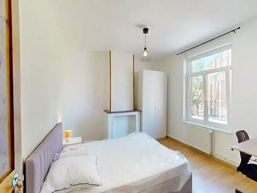 Immagine 2 di Camera in affitto  in Parvis Saint-Jean Baptiste a Roubaix