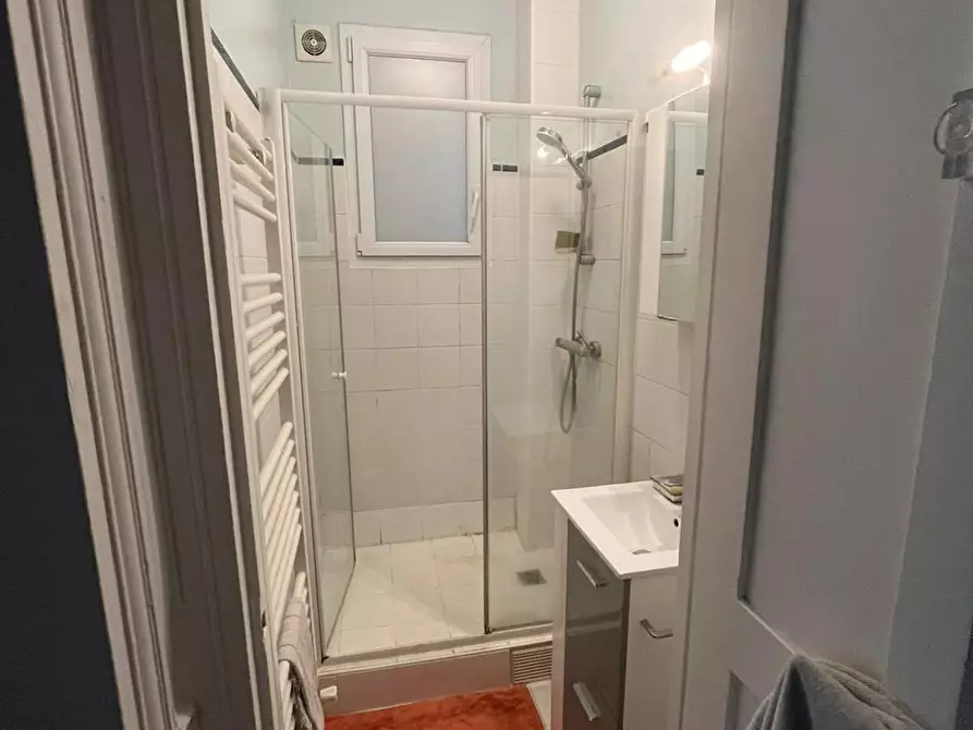Immagine 7 di Appartamento in affitto  in Rue Marceau a Montreuil