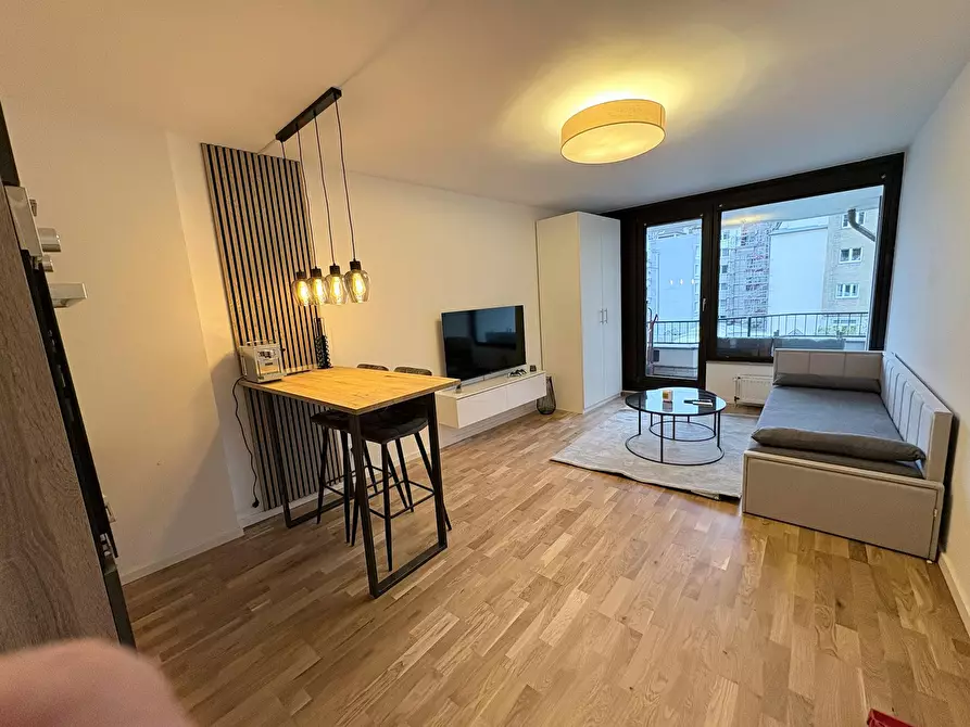 Immagine 8 di Appartamento in affitto  in Genter Straße a Köln