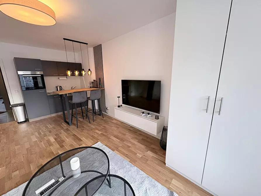Immagine 4 di Appartamento in affitto  in Genter Straße a Köln