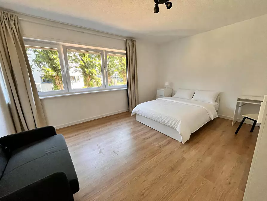 Immagine 1 di Camera in affitto  in Heinrich-Hoffmann-Straße a Frankfurt am Main