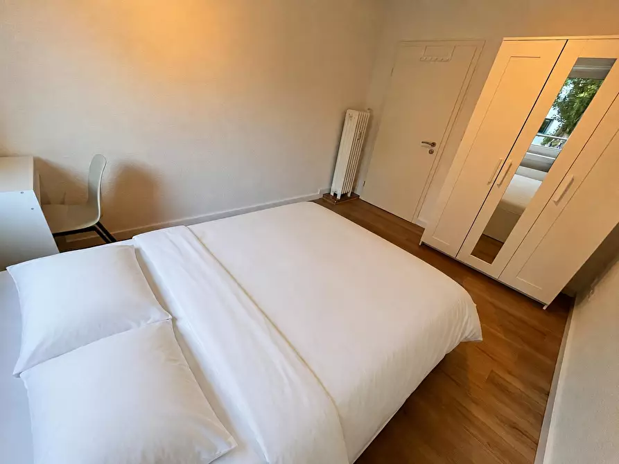 Immagine 10 di Camera in affitto  in Heinrich-Hoffmann-Straße a Frankfurt am Main