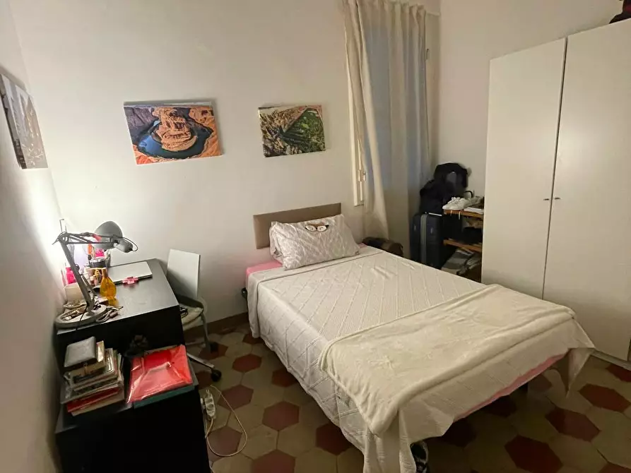 Immagine 1 di Camera in affitto  in Viale dei Mille a Firenze
