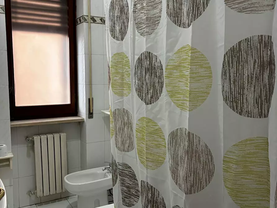 Immagine 4 di Camera in affitto  in Via Ferrarecce a Caserta