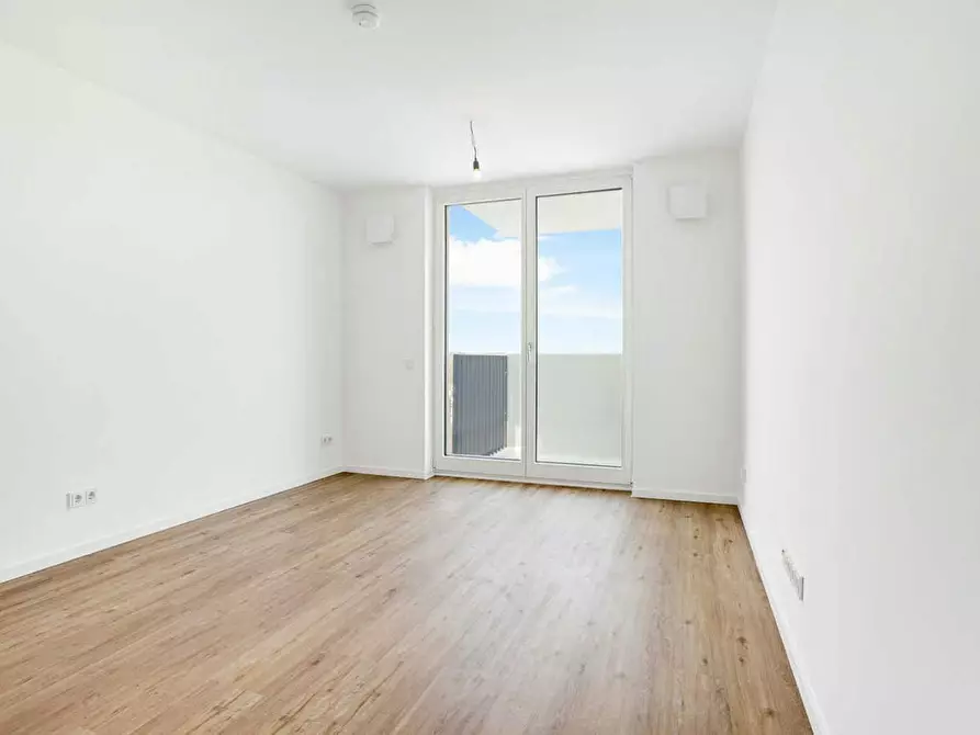 Immagine 2 di Appartamento in affitto  in Allee der Kosmonauten a Berlin