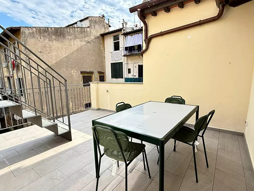 Immagine 2 di Appartamento in affitto  in Viale Francesco Petrarca a Firenze