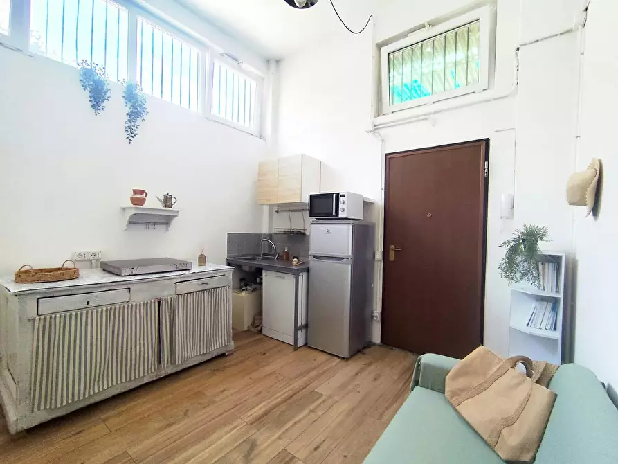 Immagine 4 di Appartamento in affitto  in Via Santa Maria Rossa a Milano
