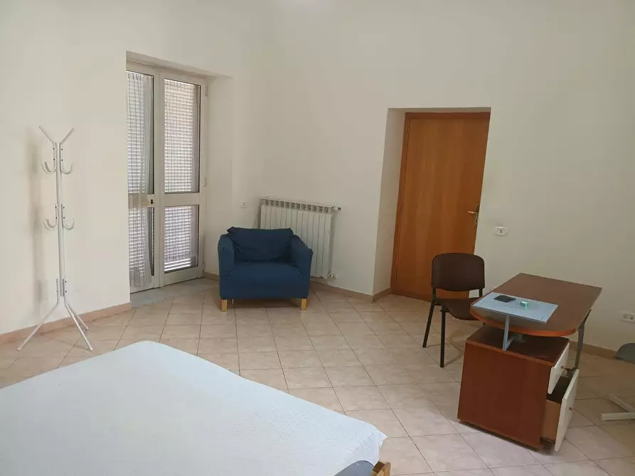Immagine 9 di Camera in affitto  in Via Alessandro Lamarmora a Aversa
