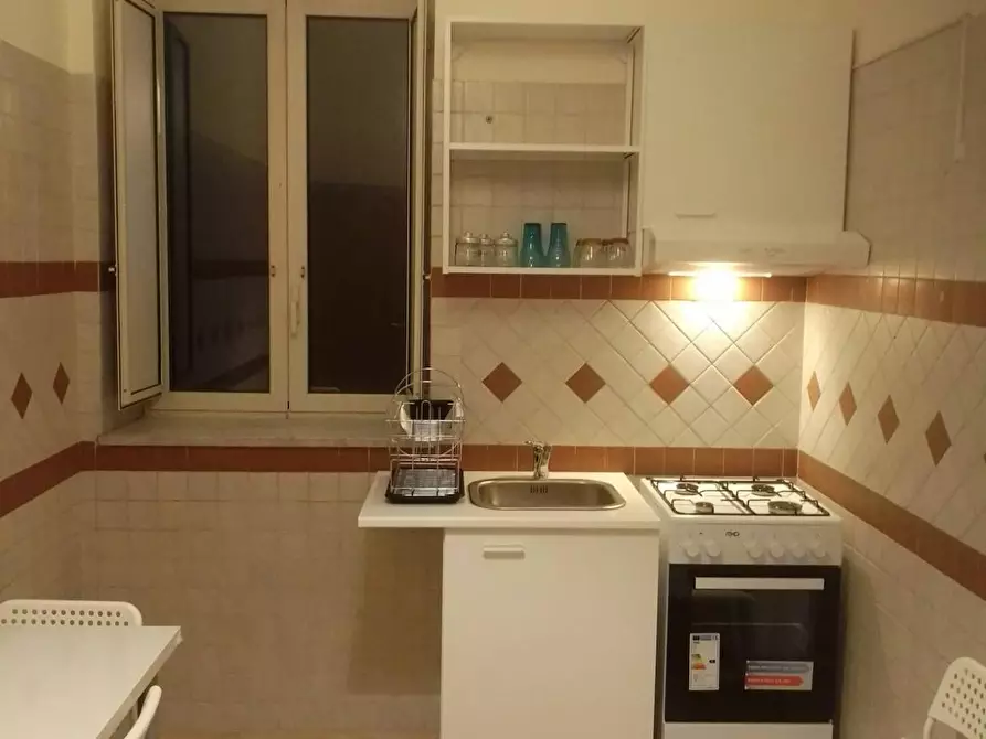 Immagine 8 di Camera in affitto  in Via Alessandro Lamarmora a Aversa