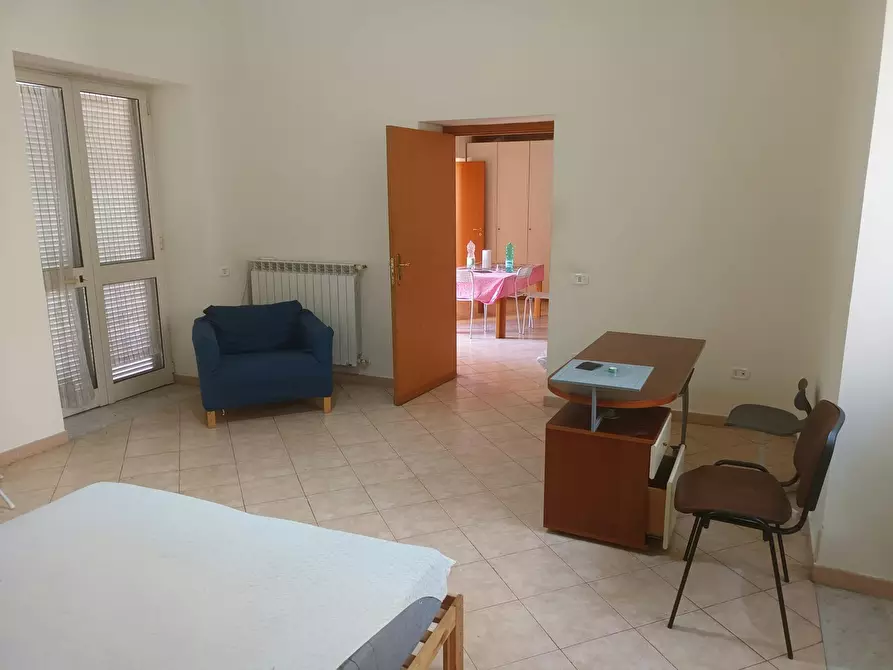 Immagine 3 di Camera in affitto  in Via Alessandro Lamarmora a Aversa