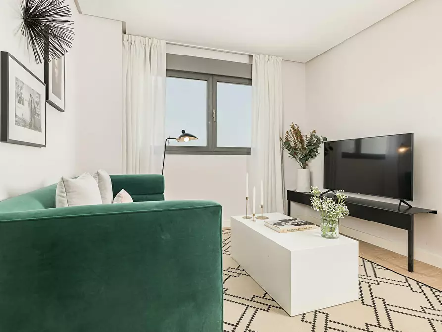 Immagine 6 di Appartamento in affitto  in Calle de Ana de Austria a Madrid