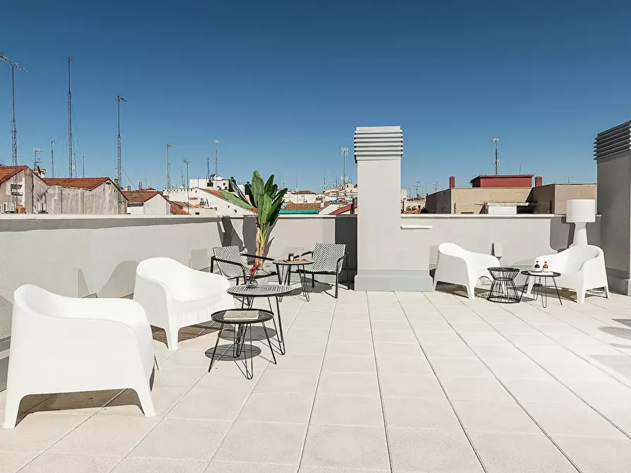 Immagine 10 di Appartamento in affitto  in Calle de San Carlos a Madrid
