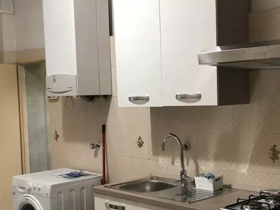 Immagine 10 di Camera in affitto  in Via Goito a Bologna