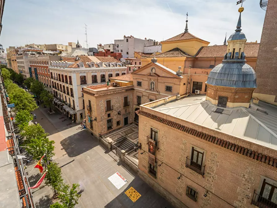 Immagine 3 di Appartamento in affitto  in Calle del Arenal a Madrid