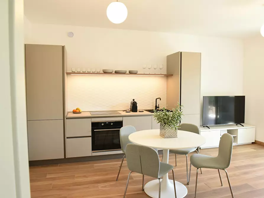 Immagine 1 di Appartamento in affitto  in Via Claudio Achillini a Roma