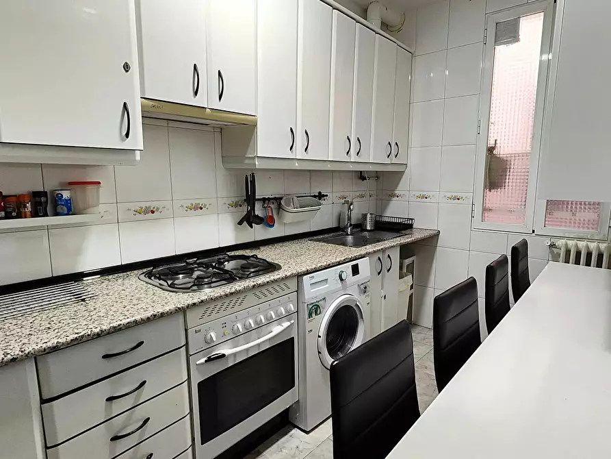Immagine 9 di Camera in affitto  in Calle de Gaztambide a Madrid