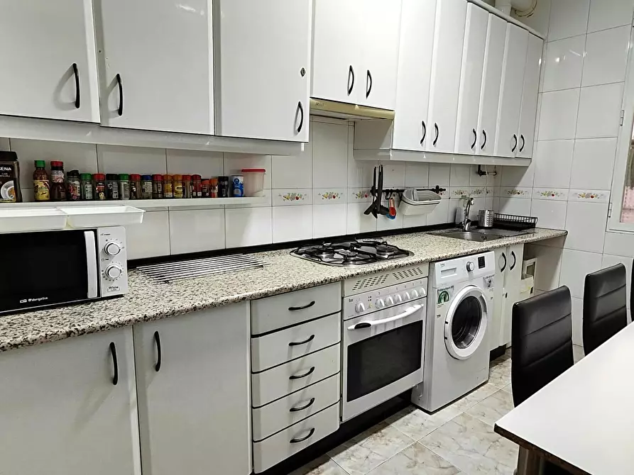 Immagine 8 di Camera in affitto  in Calle de Gaztambide a Madrid