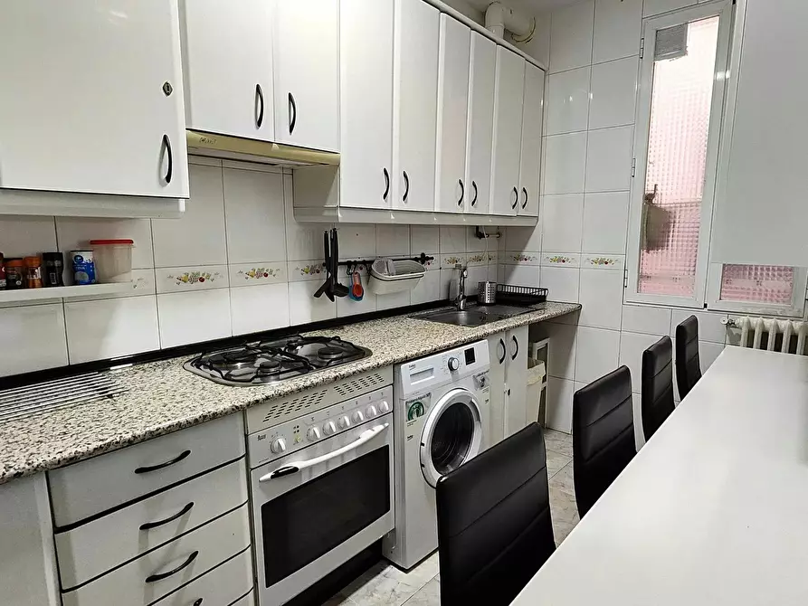 Immagine 8 di Camera in affitto  in Calle de Gaztambide a Madrid
