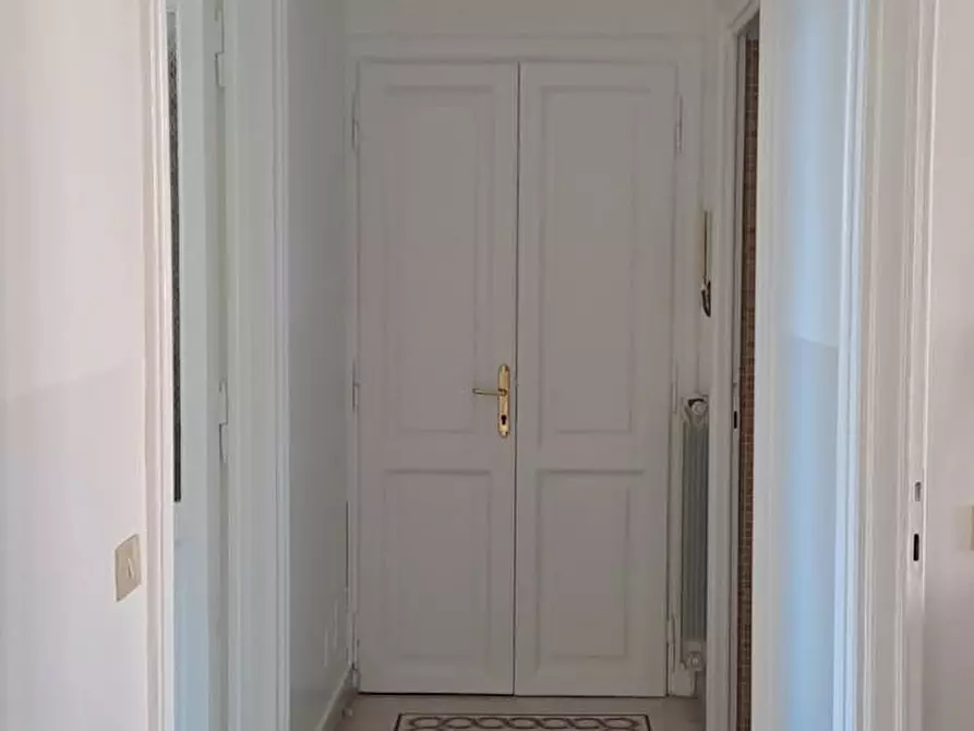 Immagine 9 di Appartamento in affitto  in Via dei Fabbri Navali a Roma
