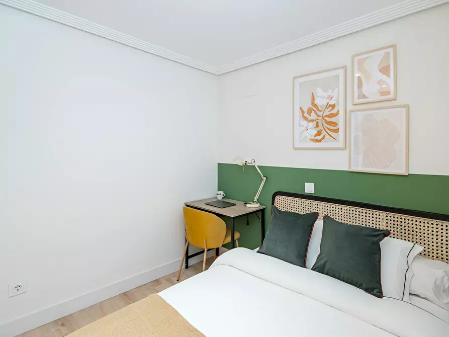 Immagine 3 di Camera in affitto  in Calle del Doctor Fleming a Madrid