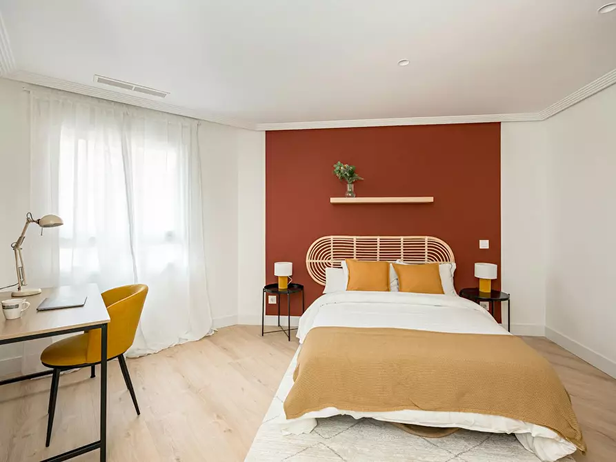 Immagine 1 di Camera in affitto  in Calle del Doctor Fleming a Madrid