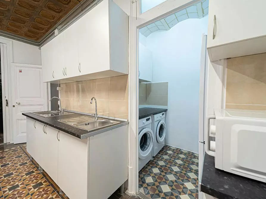 Immagine 8 di Camera in affitto  in Carrer de Santa Anna a Barcelona
