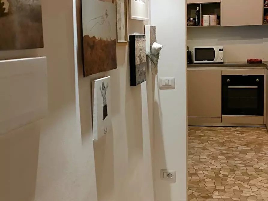 Immagine 6 di Camera in affitto  in Via Lepontina a Milano