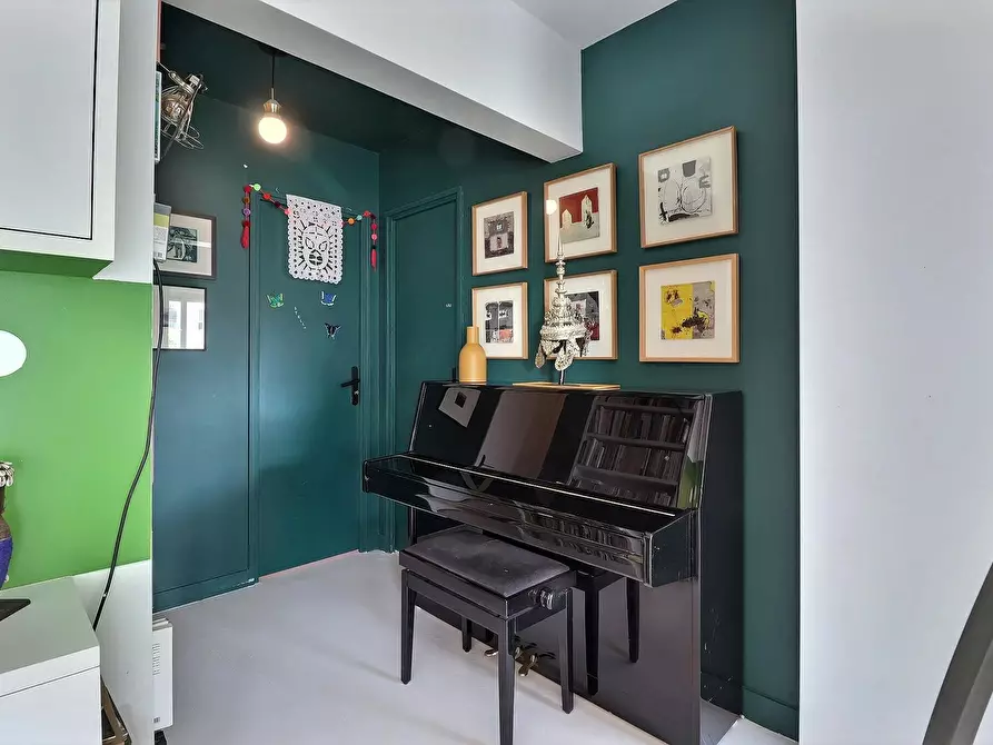 Immagine 8 di Appartamento in affitto  in Rue Pelée a Paris