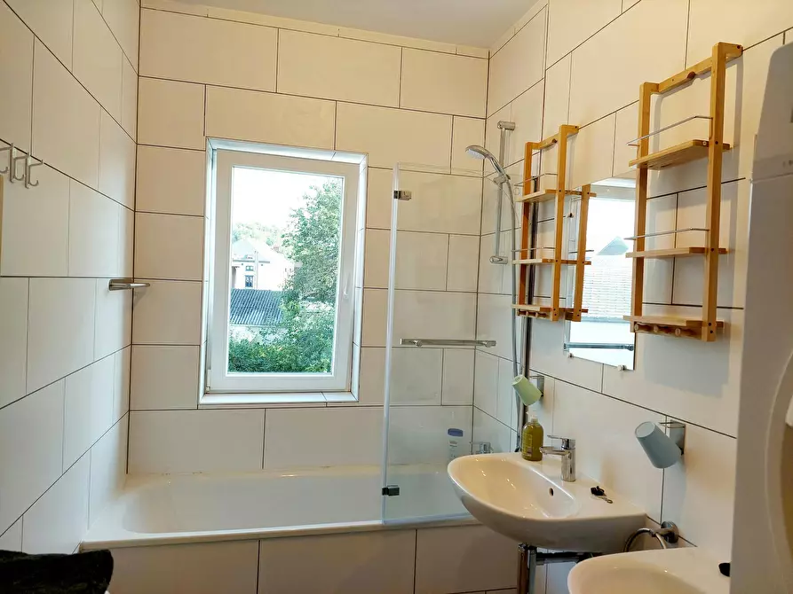 Immagine 5 di Appartamento in affitto  in Rue Jules Houssière a Dampremy