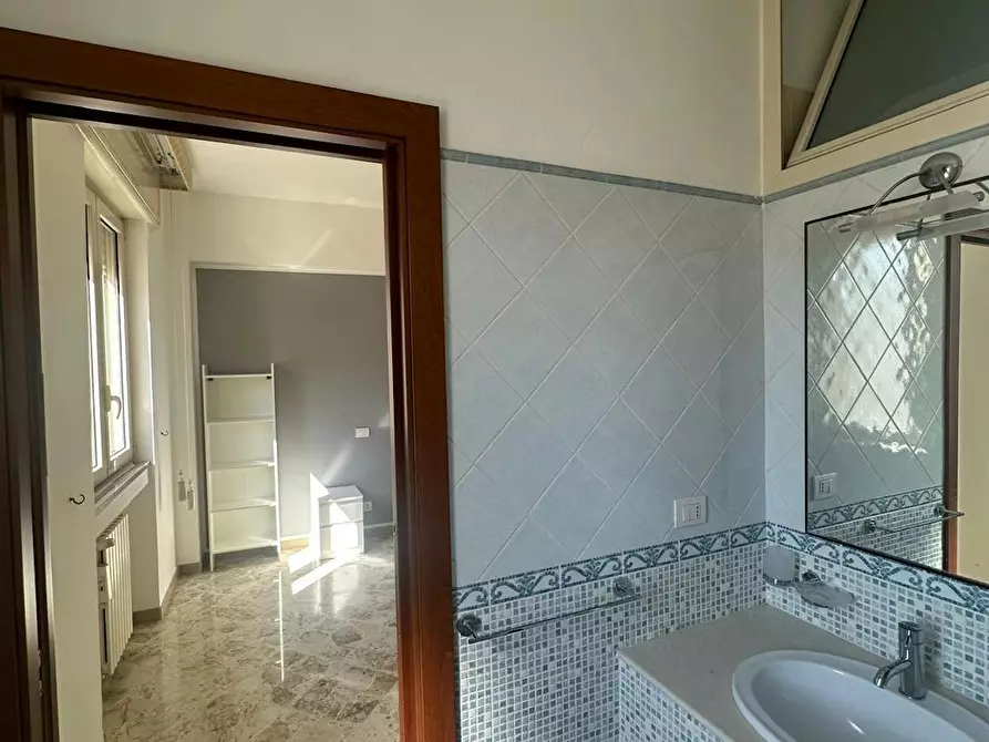 Immagine 3 di Camera in affitto  in Via Tenente Casale Y. Figoroa a Bari