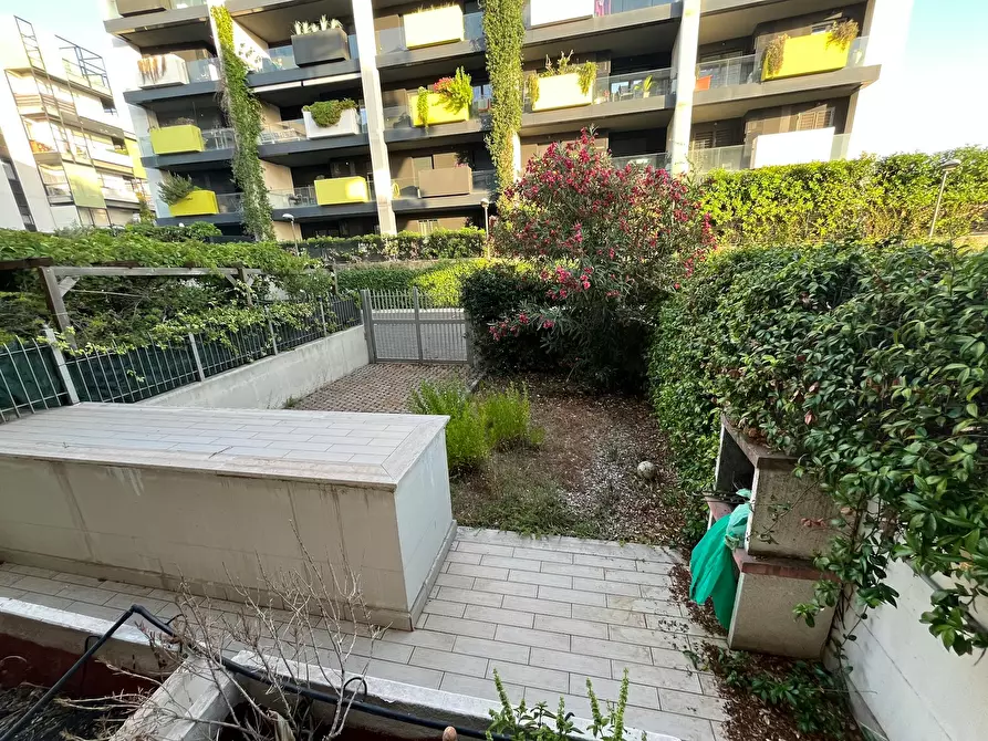 Immagine 6 di Appartamento in affitto  in Via Giovanni Sinchetto a Roma