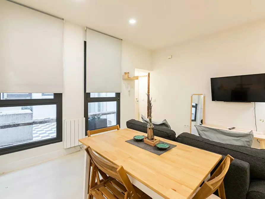 Immagine 10 di Appartamento in affitto  in Calle de Fuencarral a Madrid