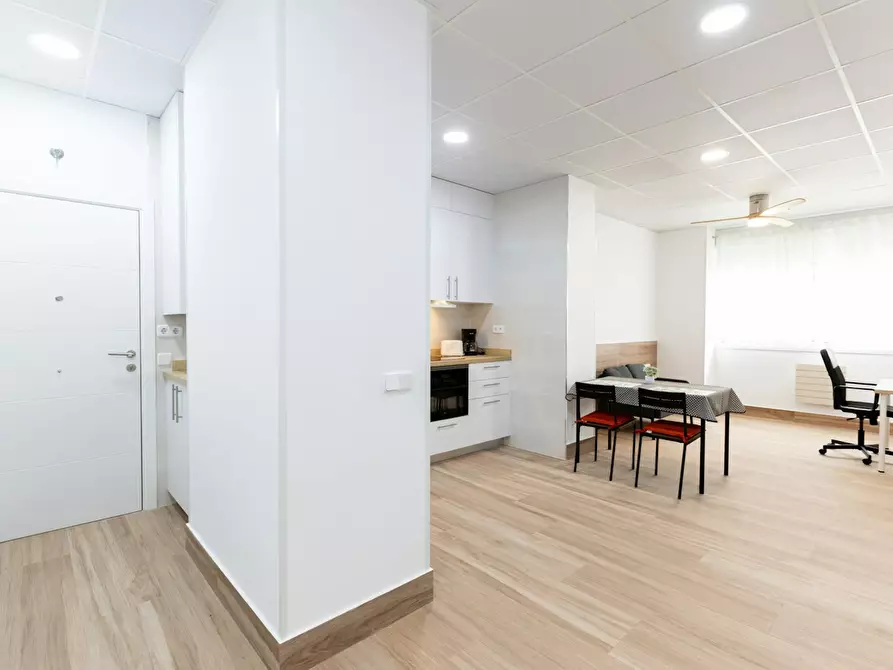 Immagine 2 di Appartamento in affitto  in Calle de San Manuel a Madrid