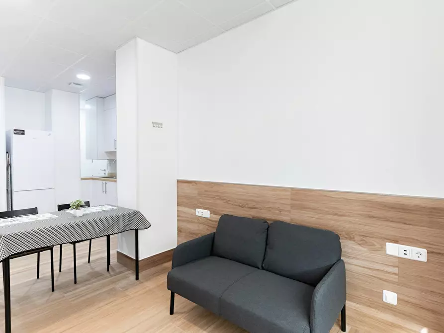 Immagine 5 di Appartamento in affitto  in Calle de San Manuel a Madrid