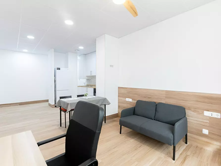 Immagine 6 di Appartamento in affitto  in Calle de San Manuel a Madrid