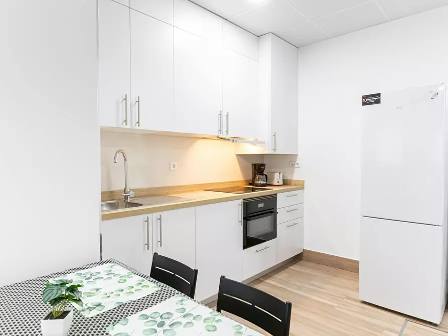Immagine 8 di Appartamento in affitto  in Calle de San Manuel a Madrid